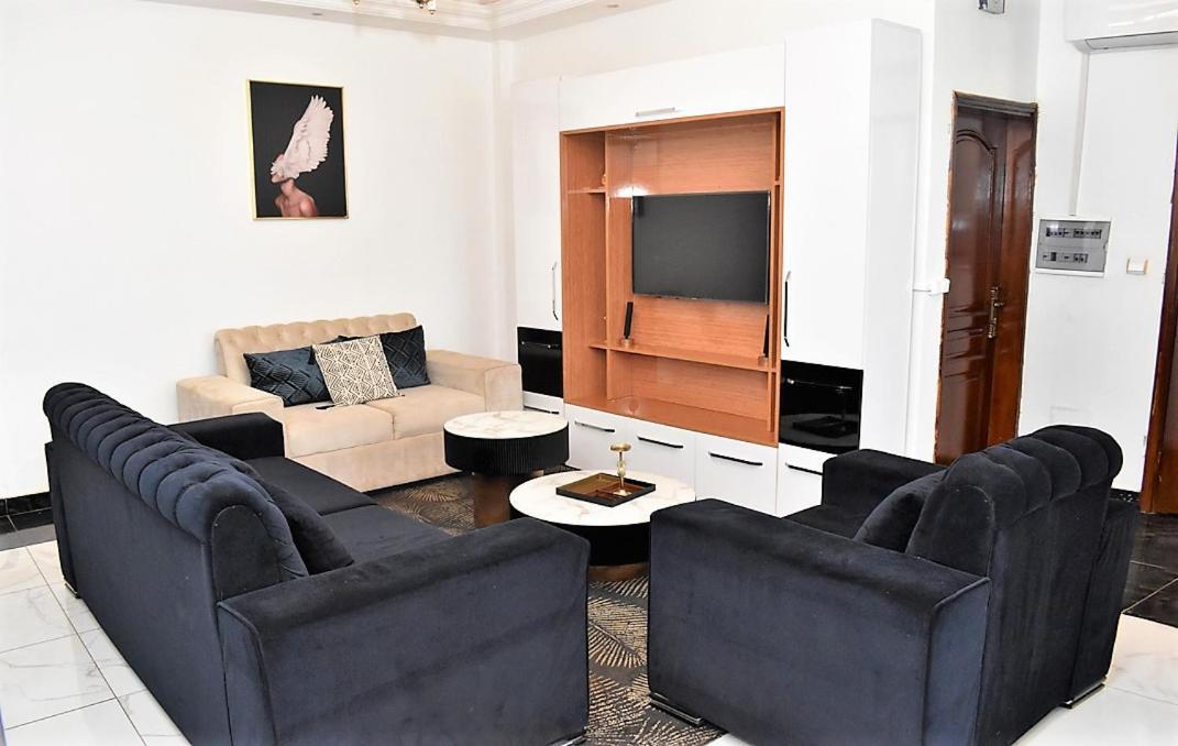 Residence L'Ecrin Яунде Экстерьер фото