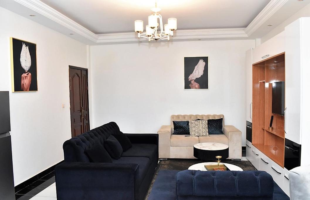 Residence L'Ecrin Яунде Экстерьер фото