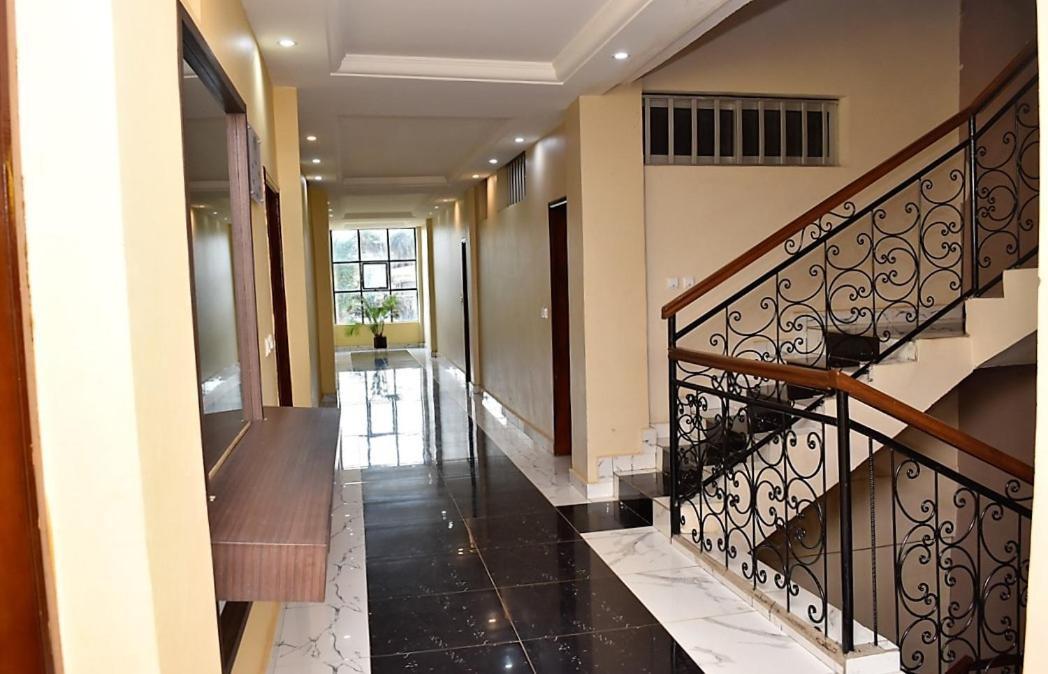 Residence L'Ecrin Яунде Экстерьер фото