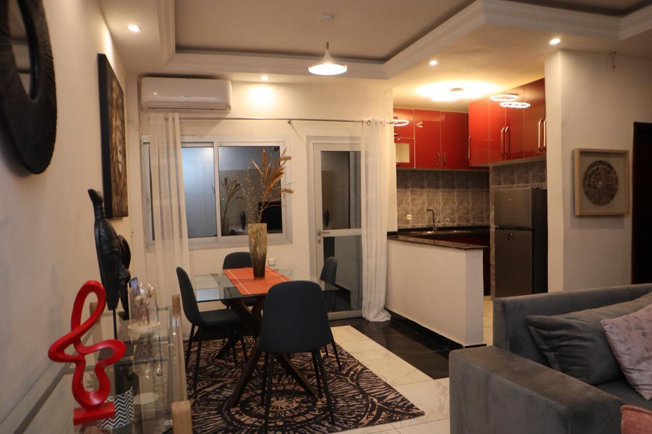 Residence L'Ecrin Яунде Экстерьер фото